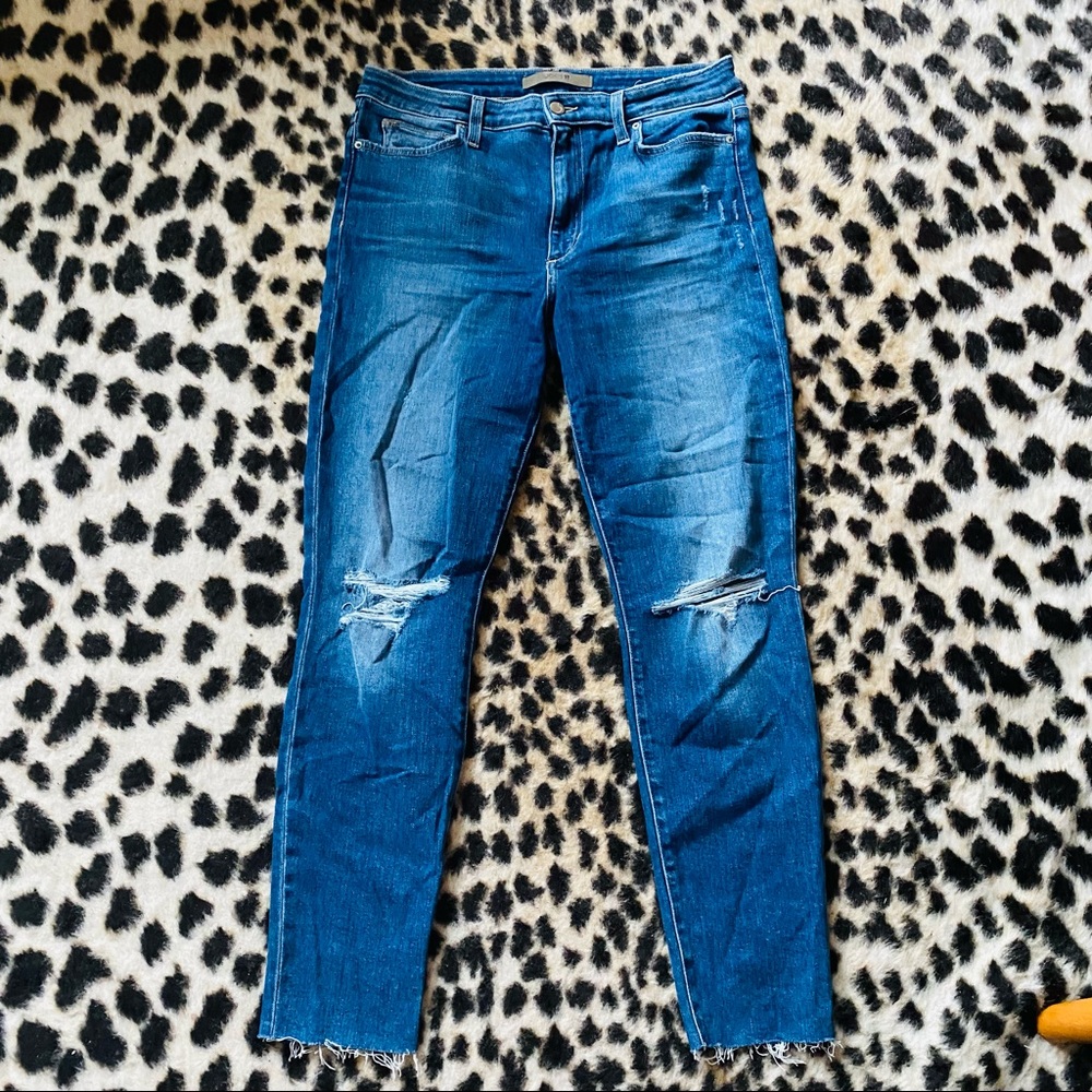 Joe’s Jeans medium wash raw hem distressed knee skinny jeans